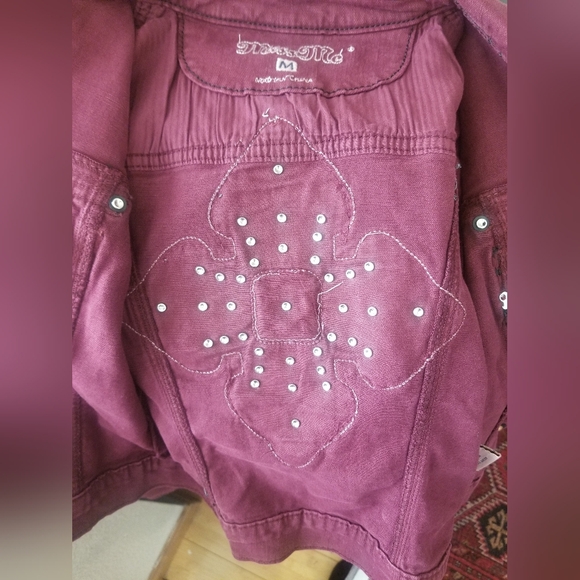 Miss me cropped denim jacket! - Picture 12 of 12